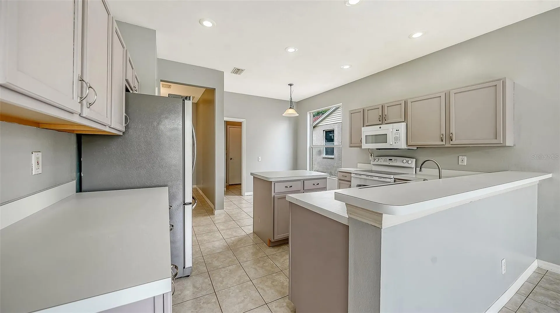 5513 47th Court E Bradenton FL 34203