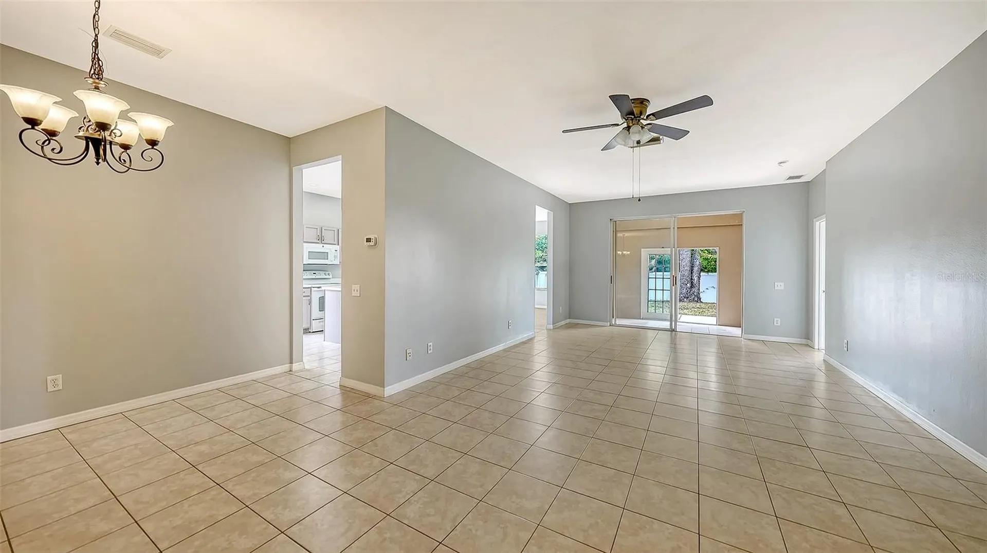 5513 47th Court E Bradenton FL 34203