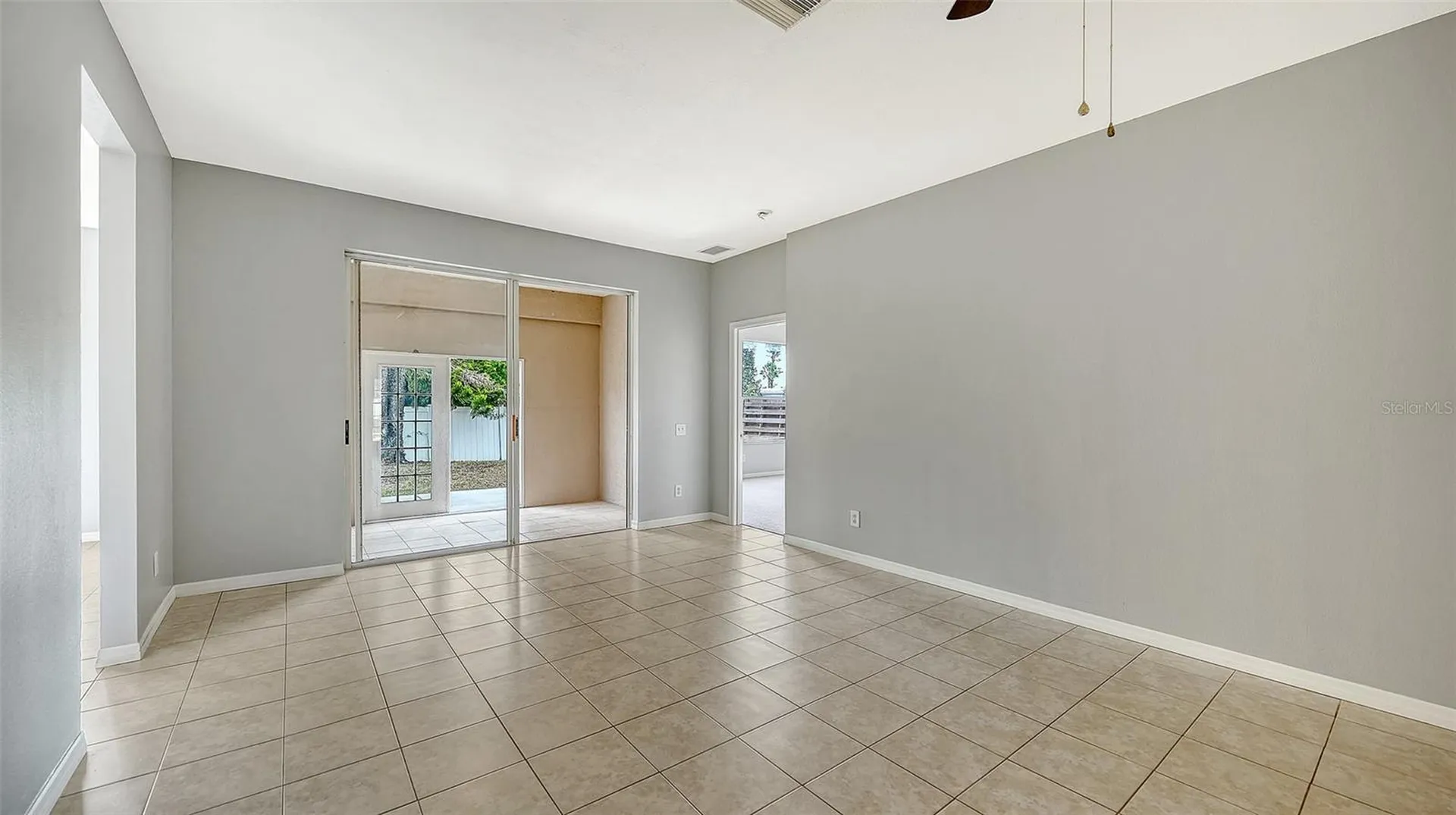 5513 47th Court E Bradenton FL 34203