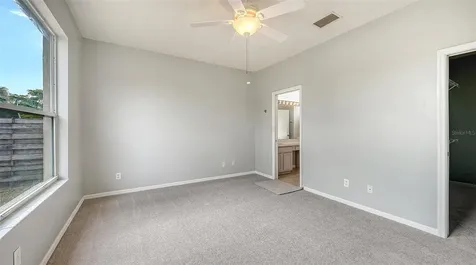 5513 47th Court E Bradenton FL 34203