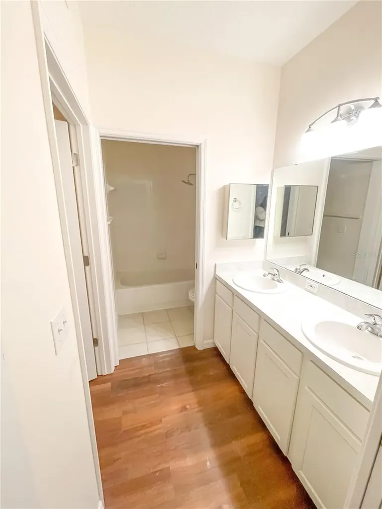 10000 SW 52nd Avenue Gainesville FL 32608