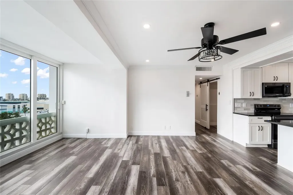 31 Island Way Clearwater Beach FL 33767