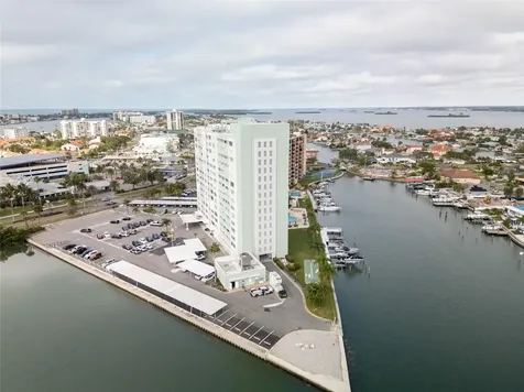 31 Island Way Clearwater Beach FL 33767
