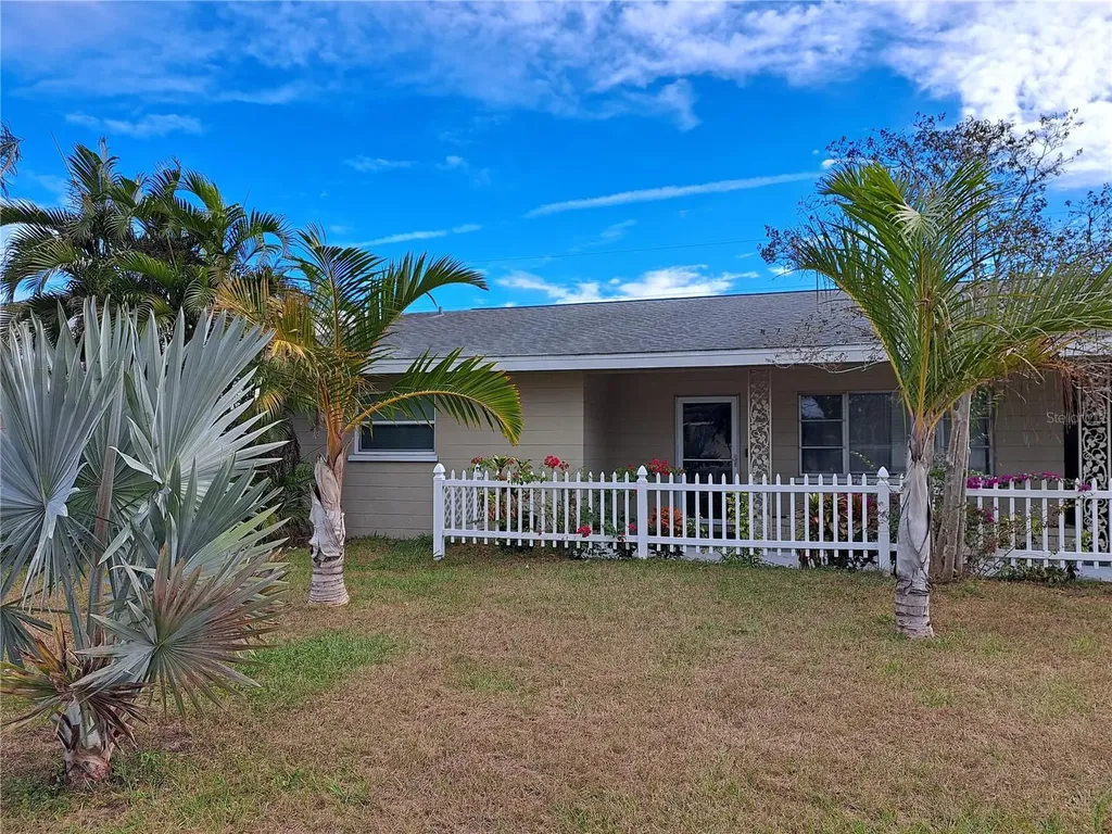 4530 19th Street Circle W Bradenton FL 34207