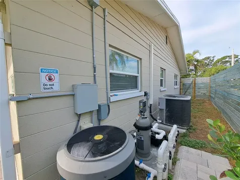 4530 19th Street Circle W Bradenton FL 34207