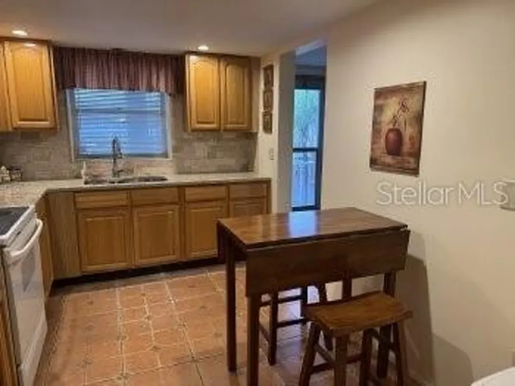 3124 Lake Bayshore Drive Bradenton FL 34205