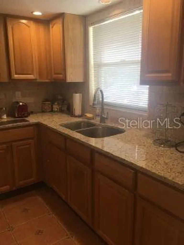 3124 Lake Bayshore Drive Bradenton FL 34205