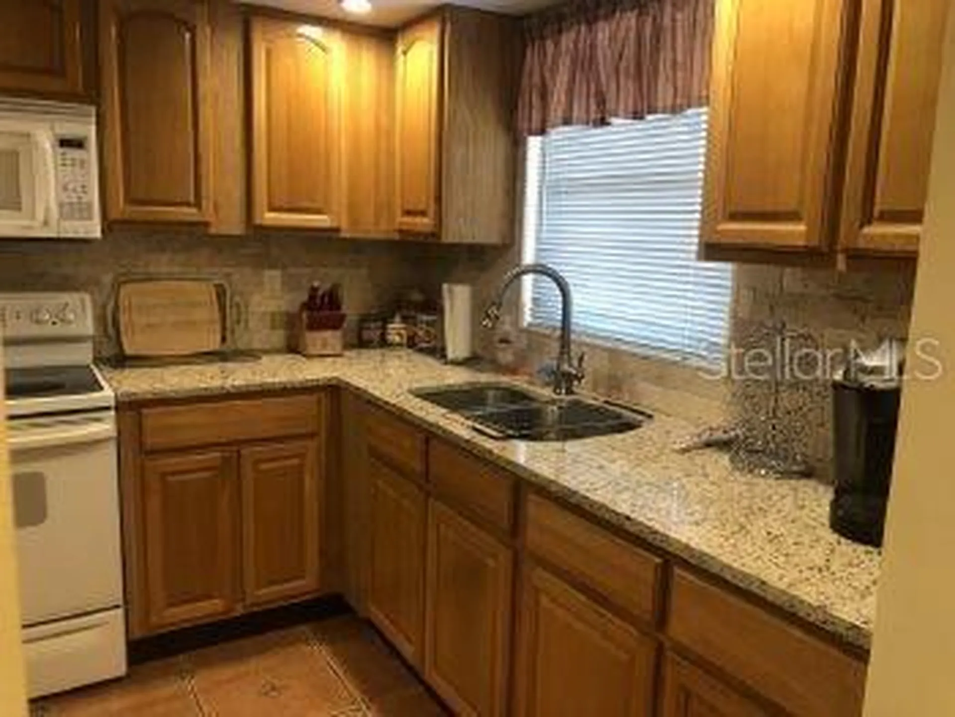 3124 Lake Bayshore Drive Bradenton FL 34205
