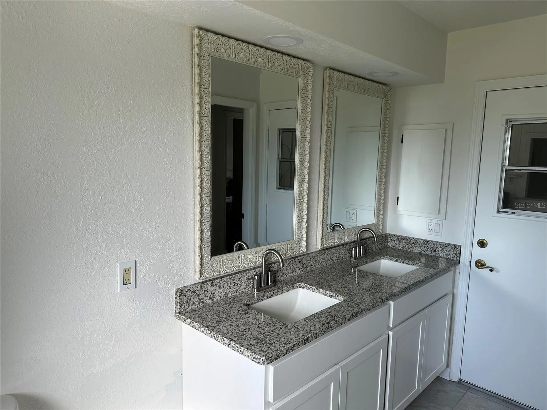 61 Mark Twain Lane Rotonda West FL 33947