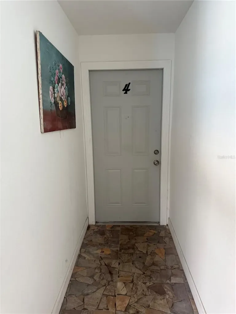 6715 N Armenia Avenue Tampa FL 33604
