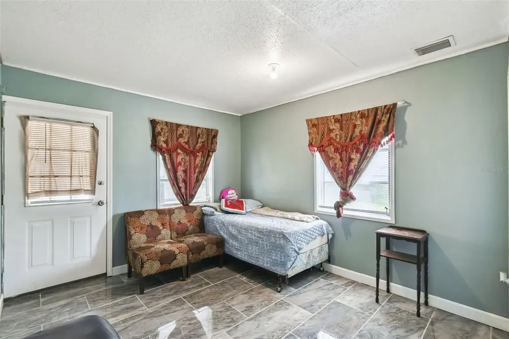 25309 Carnoustie Drive Sorrento FL 32776