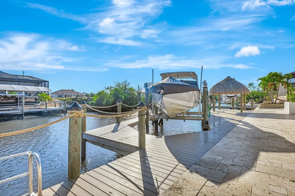 4107 SW 11th Avenue Cape Coral FL 33914