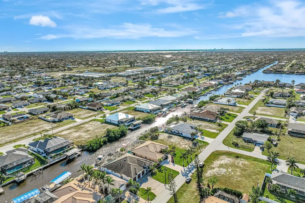4107 SW 11th Avenue Cape Coral FL 33914