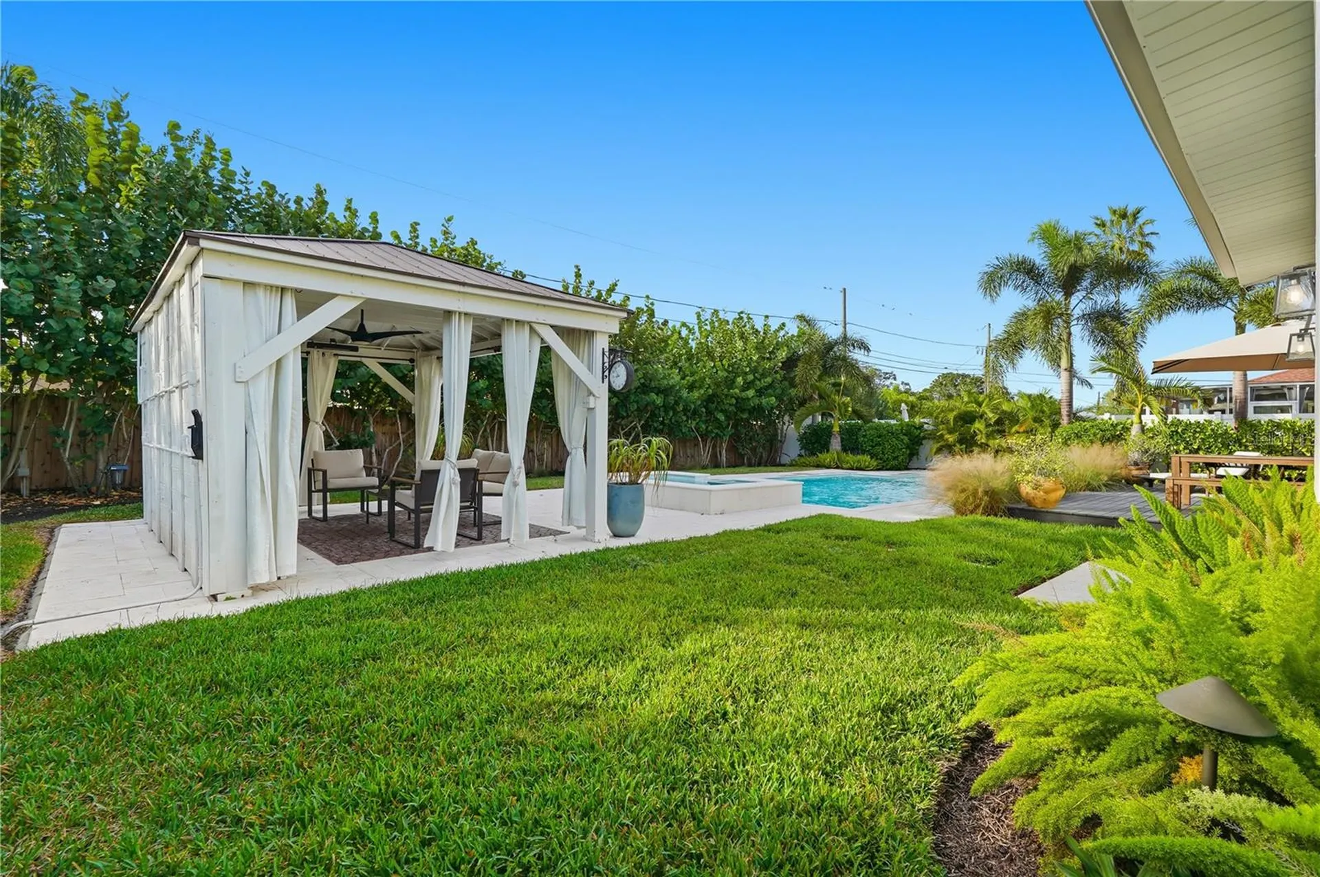 5510 Venetian Boulevard NE St Petersburg FL 33703