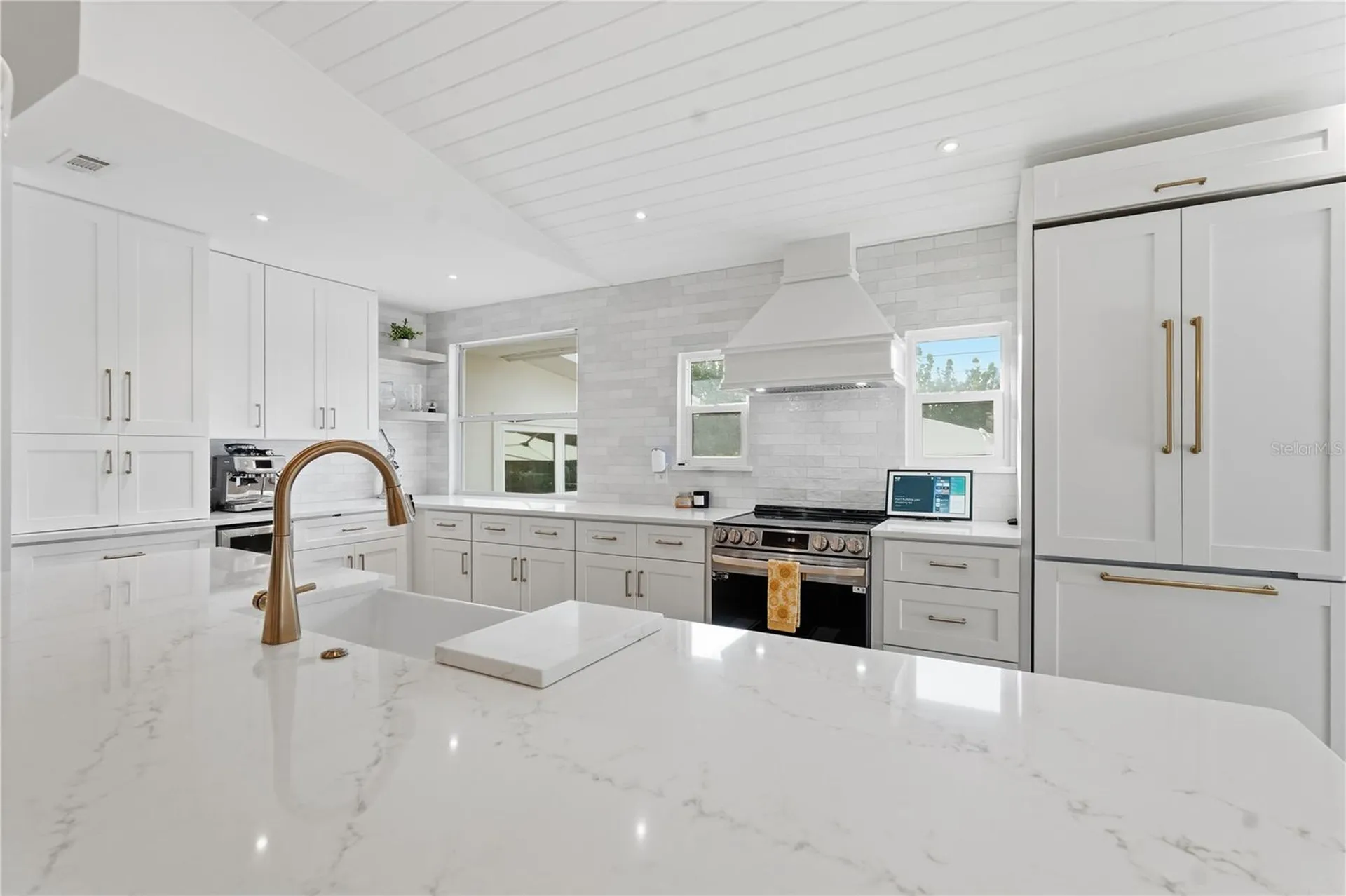 5510 Venetian Boulevard NE St Petersburg FL 33703