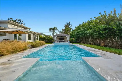 5510 Venetian Boulevard NE St Petersburg FL 33703