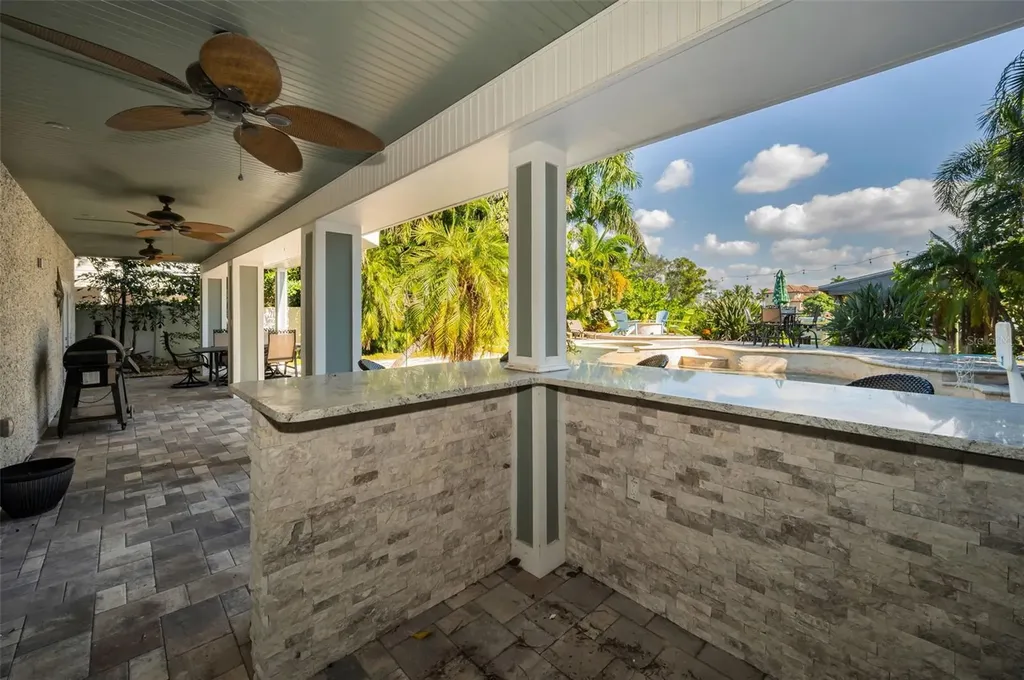 110 Carlyle Circle Palm Harbor FL 34683