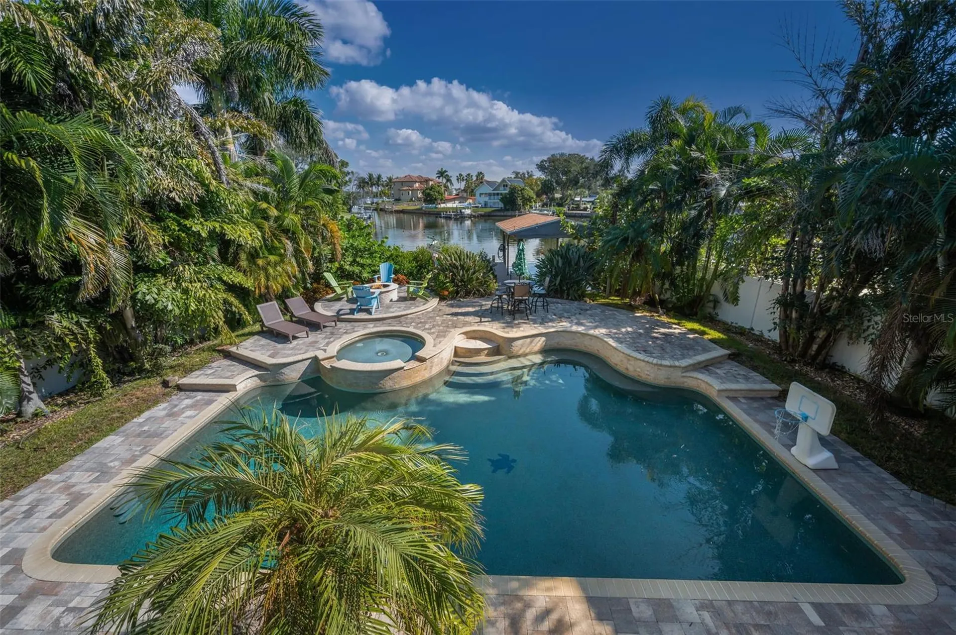 110 Carlyle Circle Palm Harbor FL 34683