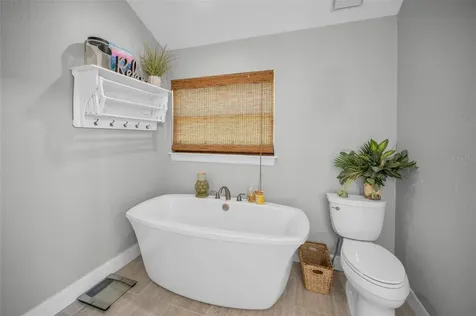 110 Carlyle Circle Palm Harbor FL 34683