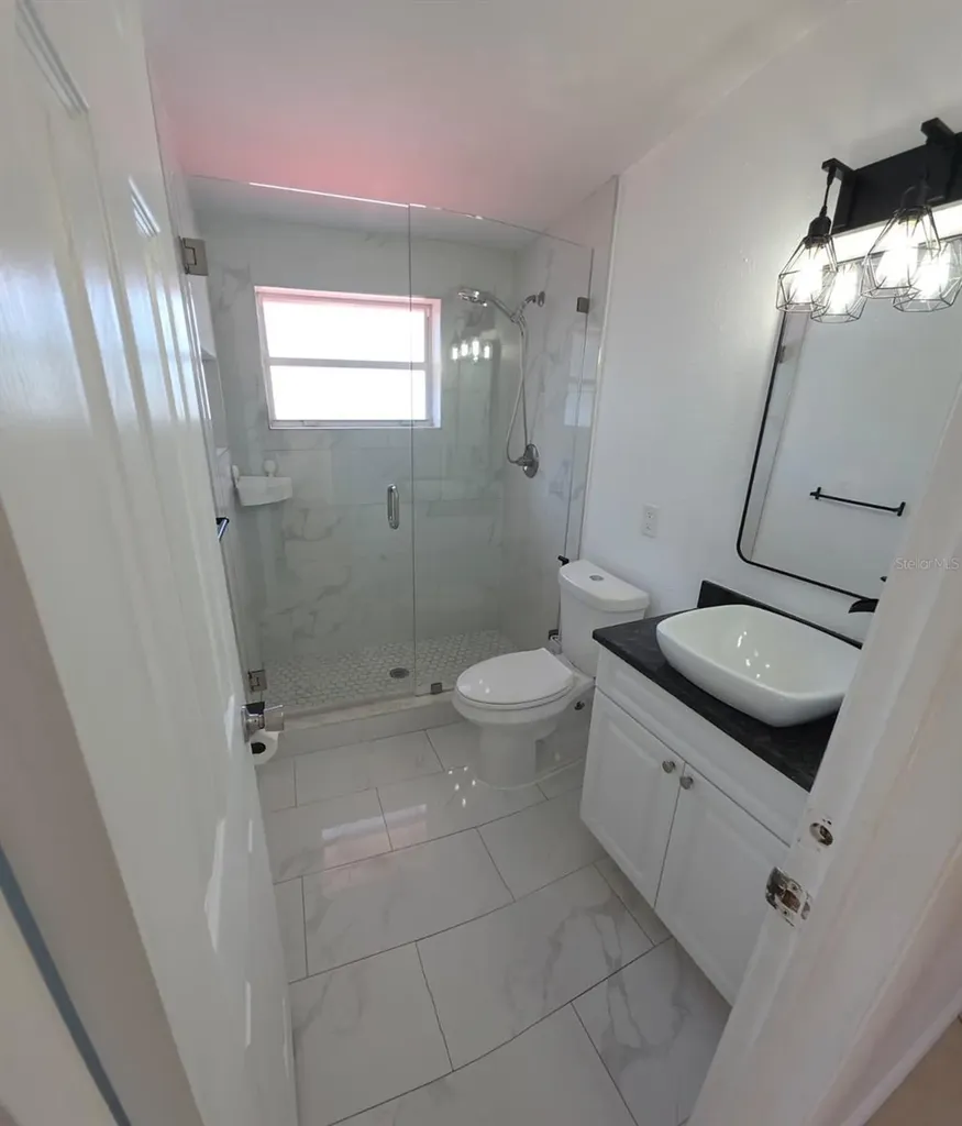 6813 Tuttle Street Tampa FL 33634