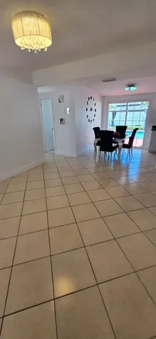 6813 Tuttle Street Tampa FL 33634