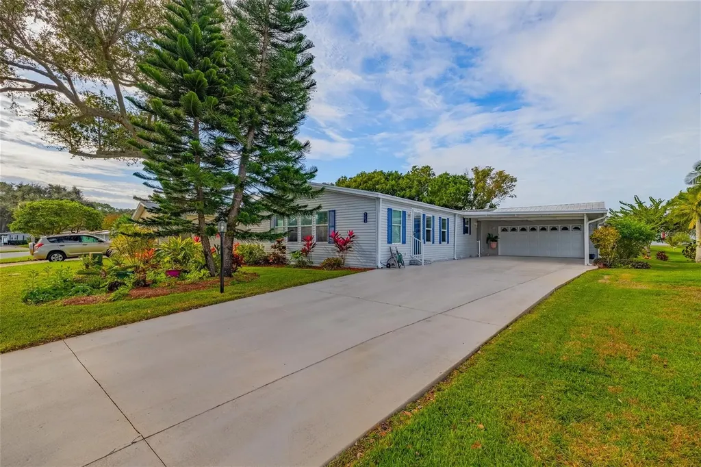706 E Starboard Avenue Edgewater FL 32141