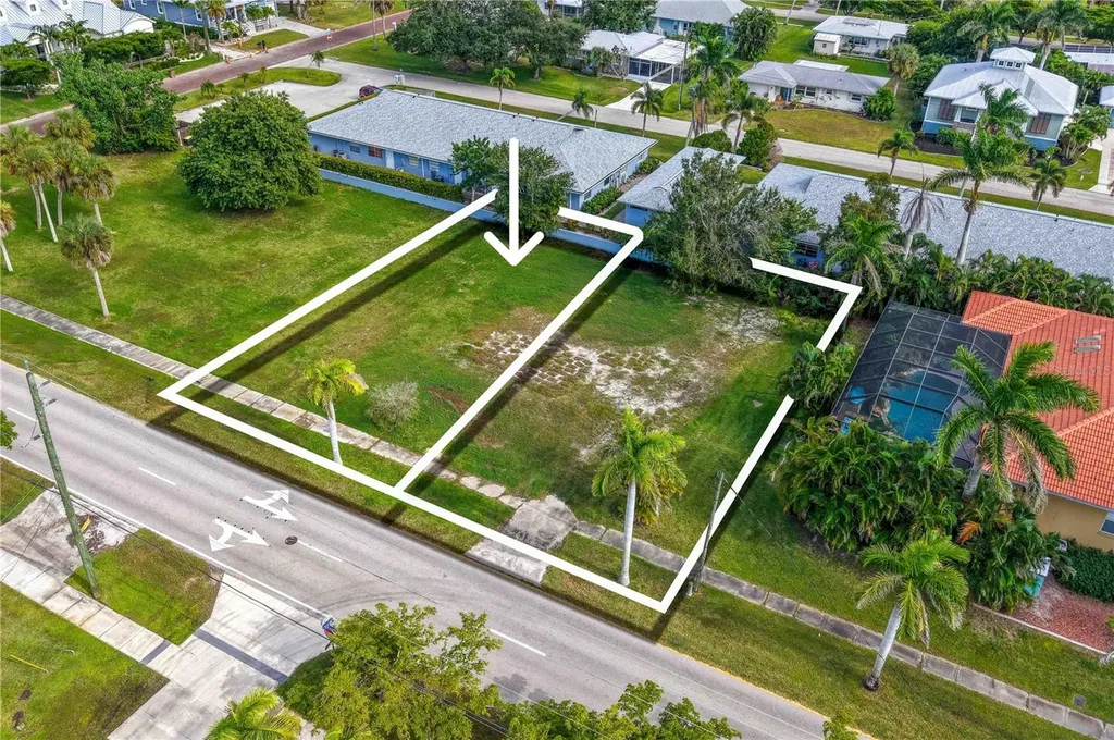 817 W Marion Avenue Punta Gorda FL 33950