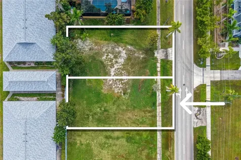 817 W Marion Avenue Punta Gorda FL 33950