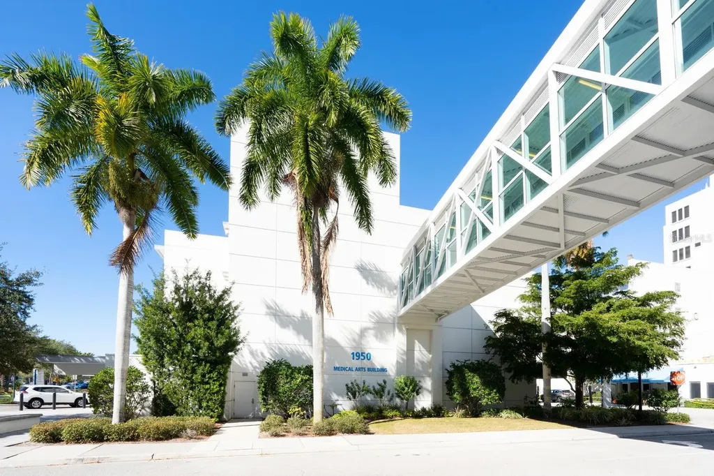 1542 Gulfview Drive Sarasota FL 34236