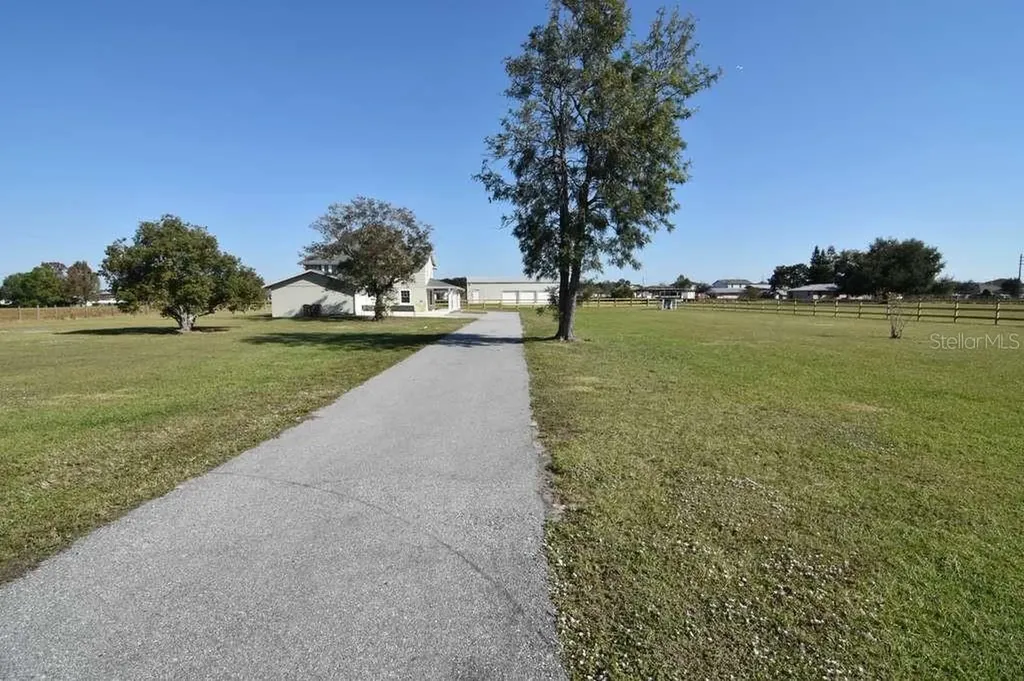 3233 Hickory Tree Road St Cloud FL 34772
