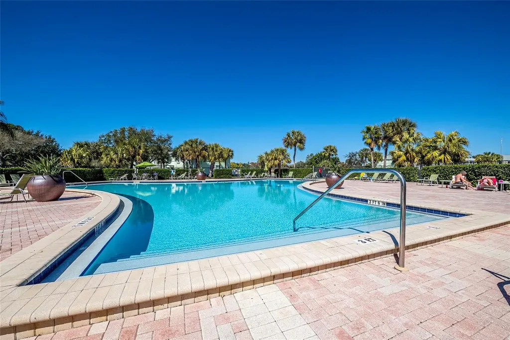 5176 Salmon Drive SE St Petersburg FL 33705