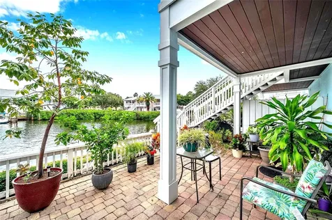 5176 Salmon Drive SE St Petersburg FL 33705