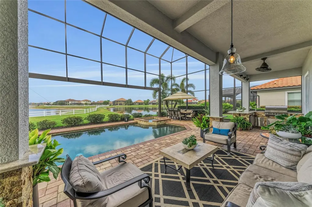 5626 Nectar Cove Bradenton FL 34211