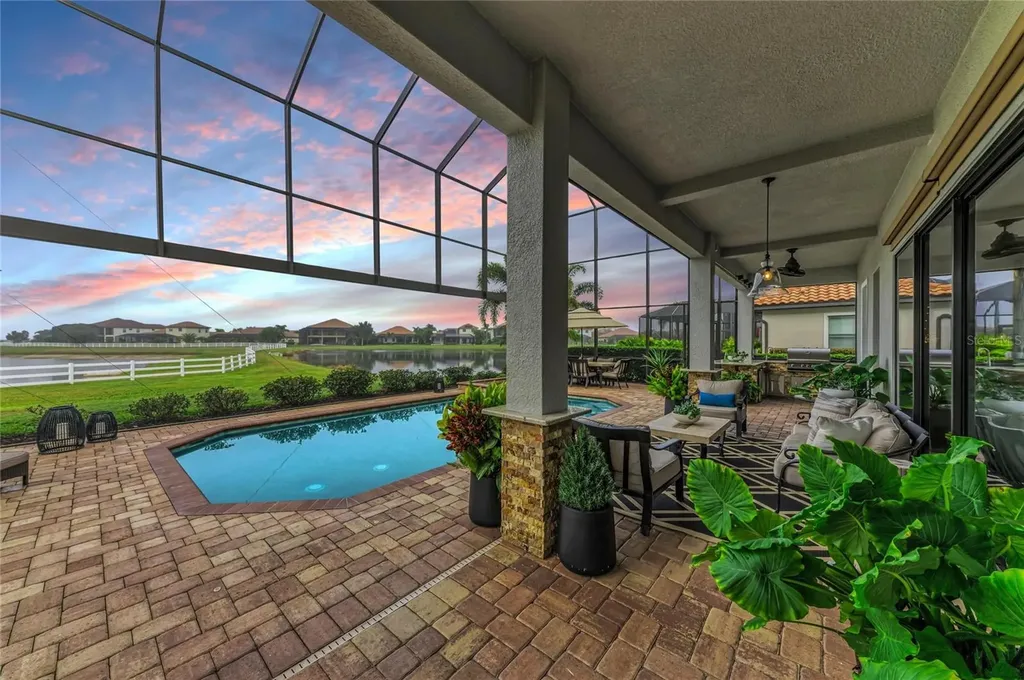 5626 Nectar Cove Bradenton FL 34211
