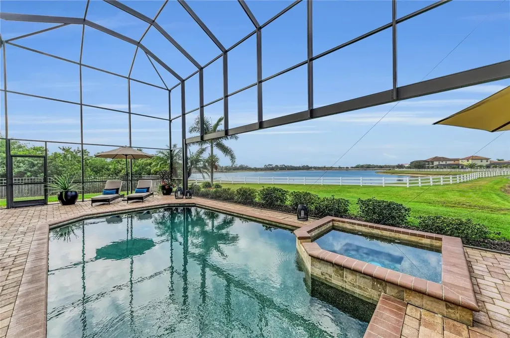 5626 Nectar Cove Bradenton FL 34211