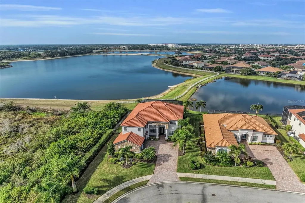 5626 Nectar Cove Bradenton FL 34211