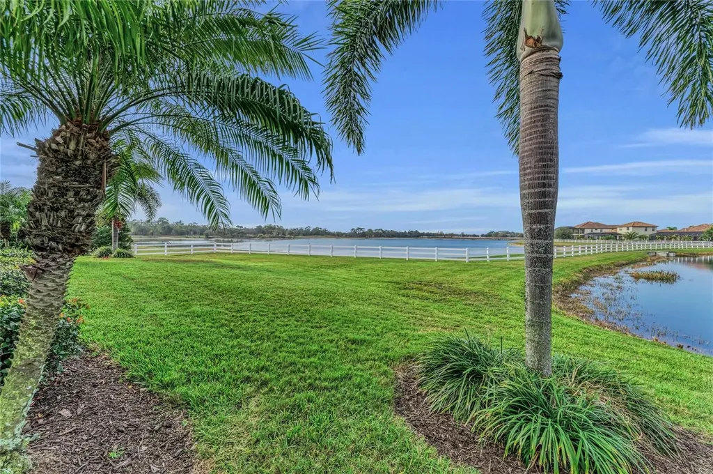 5626 Nectar Cove Bradenton FL 34211