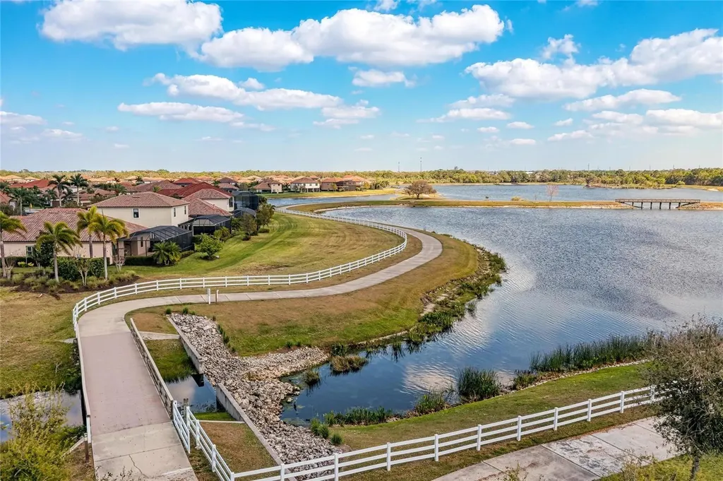 5626 Nectar Cove Bradenton FL 34211