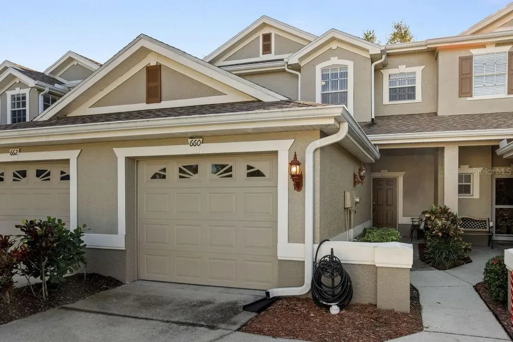 660 Spring Lake Circle Tarpon Springs FL 34688