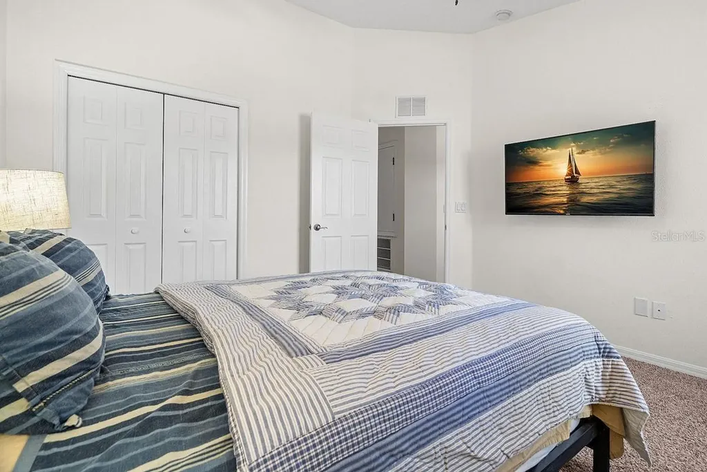 660 Spring Lake Circle Tarpon Springs FL 34688