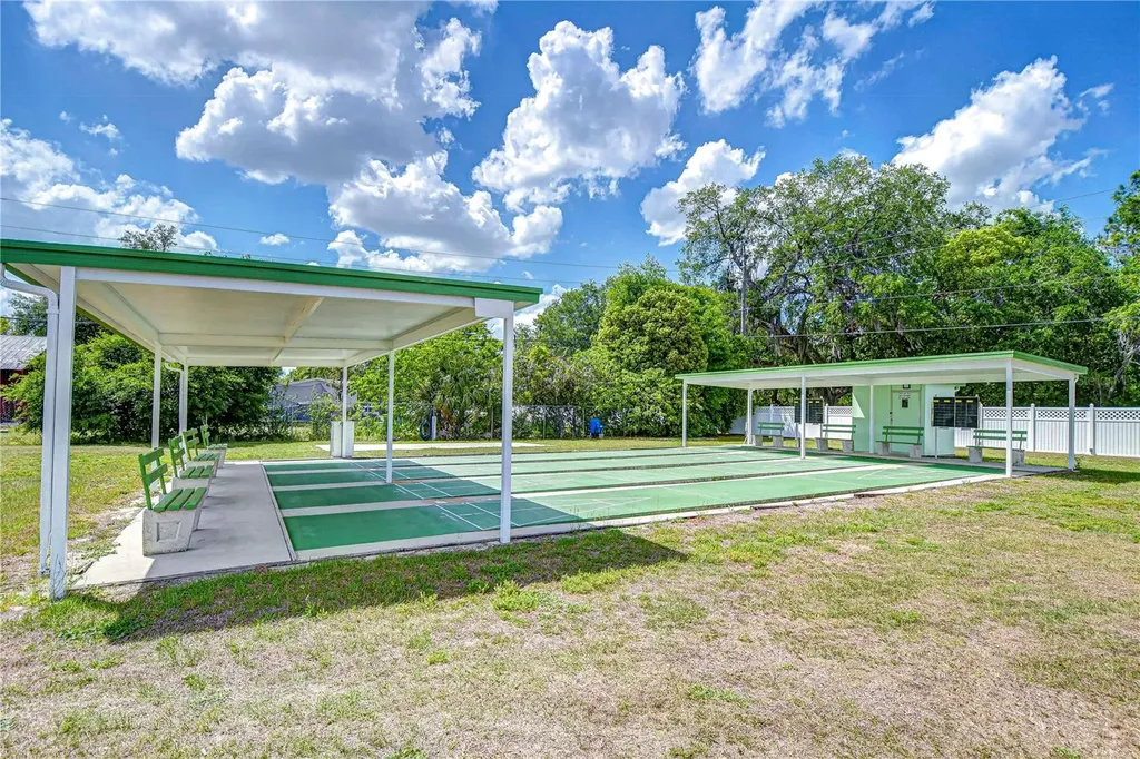 39524 Dundee Road Zephyrhills FL 33542