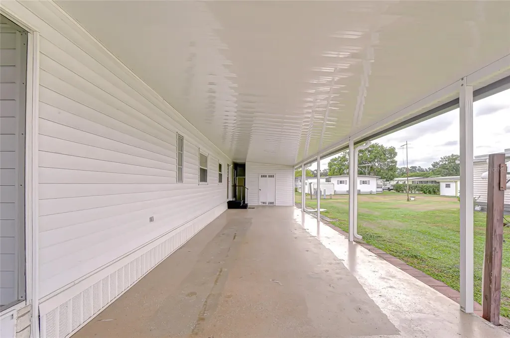 39524 Dundee Road Zephyrhills FL 33542