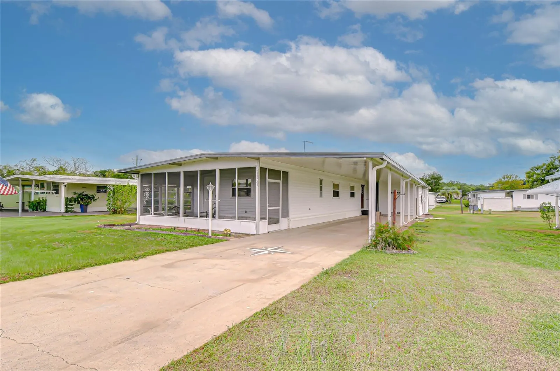 39524 Dundee Road Zephyrhills FL 33542