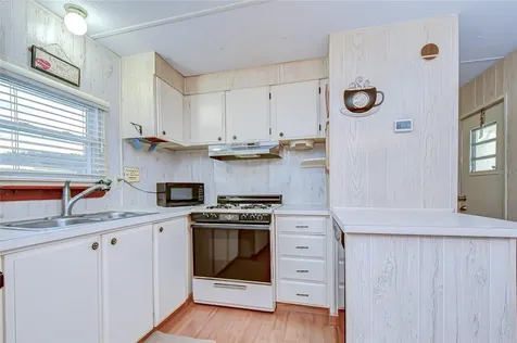39524 Dundee Road Zephyrhills FL 33542