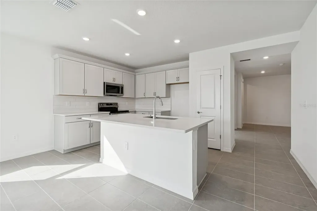 9102 Optimist Way Palmetto FL 34221