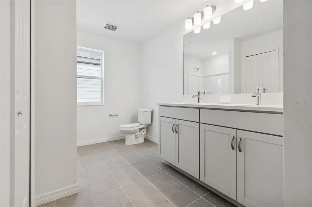 9102 Optimist Way Palmetto FL 34221