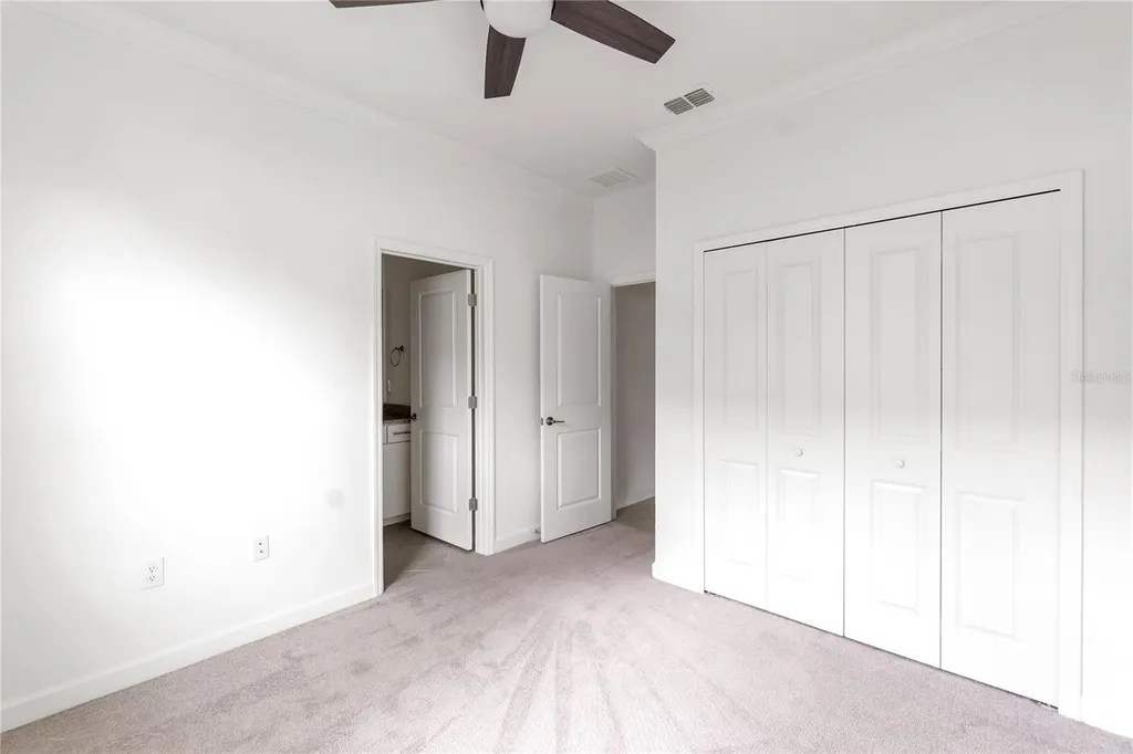 5239 Coral Reef Way Bradenton FL 34211