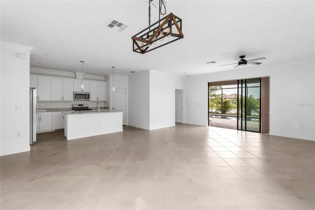 5239 Coral Reef Way Bradenton FL 34211