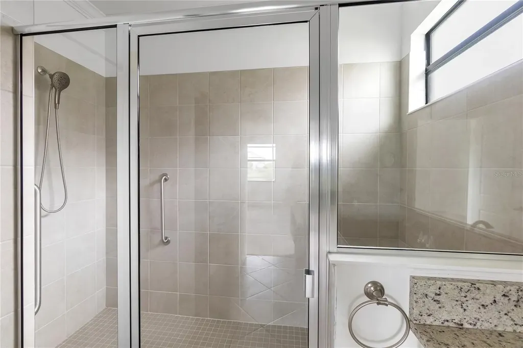 5239 Coral Reef Way Bradenton FL 34211