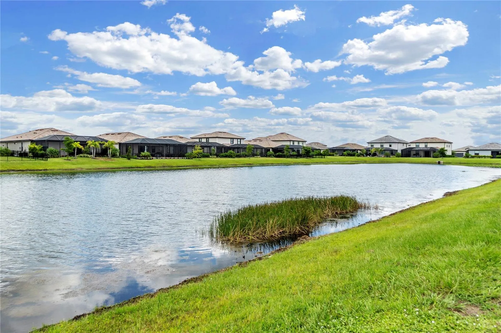 5239 Coral Reef Way Bradenton FL 34211